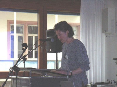 Dorothea Maxin bei ihrer Ansprache